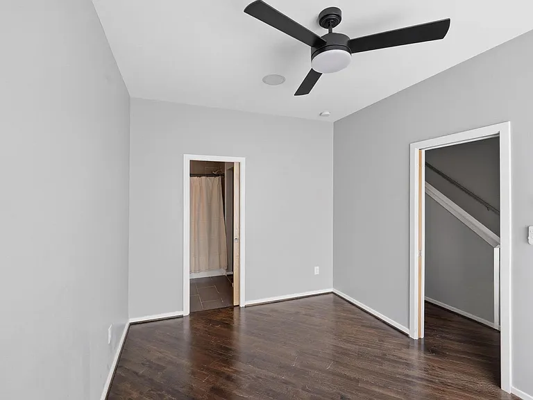 919 Westbrook Dr #A — Photo 12