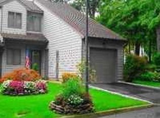 58 Jeremy Cir #END, Nesconset, NY 11767