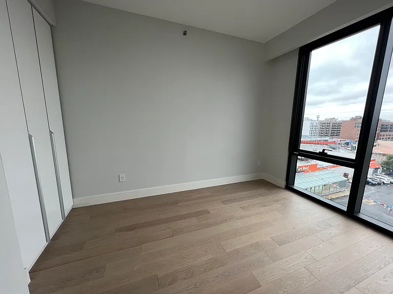 44 Fifteen College Point Blvd #5C — Photo 10