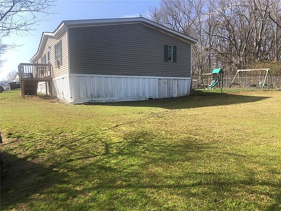 3rd image of 102 Westway Ct