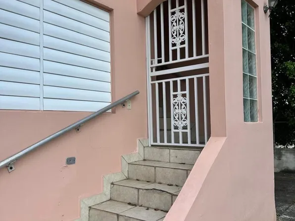 Urb Valles Del Tesoro, Gurabo, PR 00778