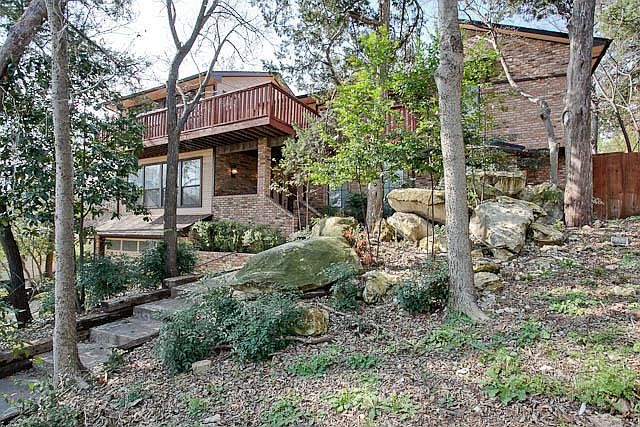 1st image of 907 Stevens Wood Ct