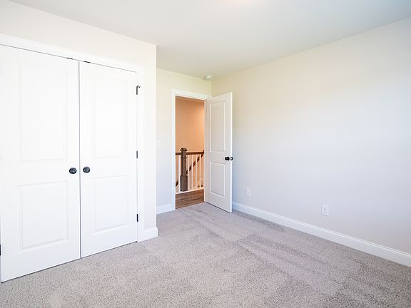 5th image of 620 Smith St #A