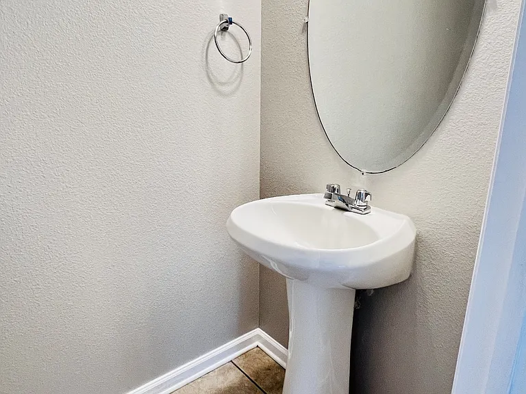 105 Bayside Ln — Photo 9
