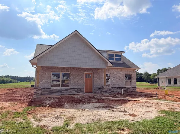 17377 Brooklawn St, Athens, AL 35611