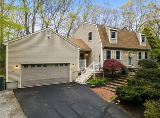 24 Ernest Rd, Glocester, RI 02857