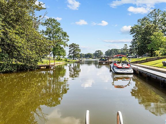 5th image of 5404 Smith Rd