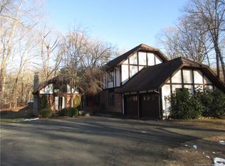 4 Katrina Cir, Bethel, CT 06801