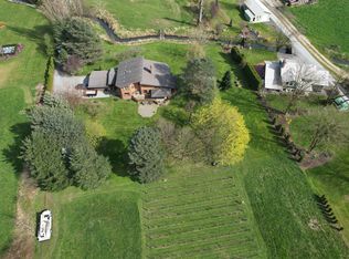 9495 Ford Rd, Chilliwack, BC V0X1X2