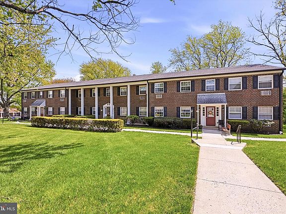 3rd image of 4701 Pennell Rd
