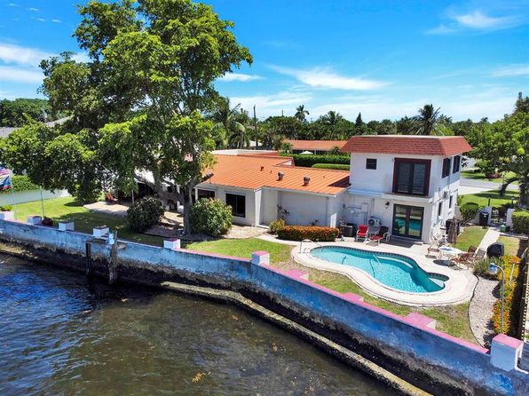 1901 N Riverside Dr APT 1