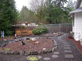 85 NW 64th St, Bremerton, WA 98311