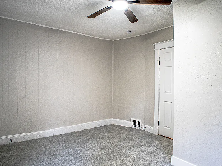 3417 Bellefontaine Ave — Photo 28
