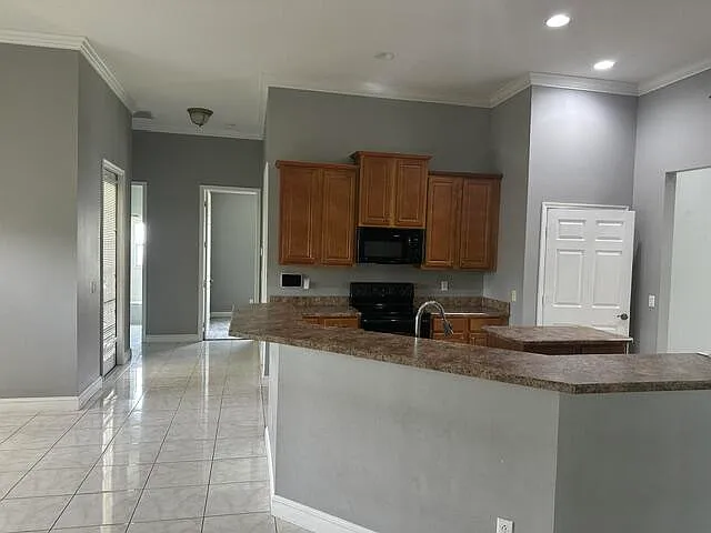 3125 SW Savona Blvd — Photo 4