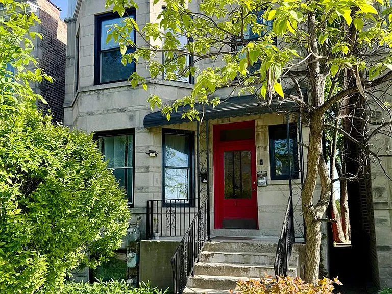 47 Chicago Ave — Photo 1