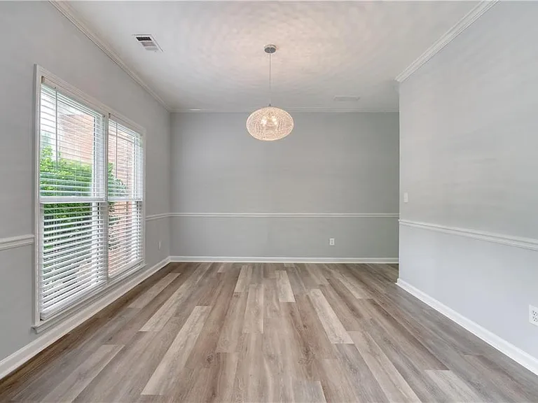 355 Lamme Chase — Photo 5