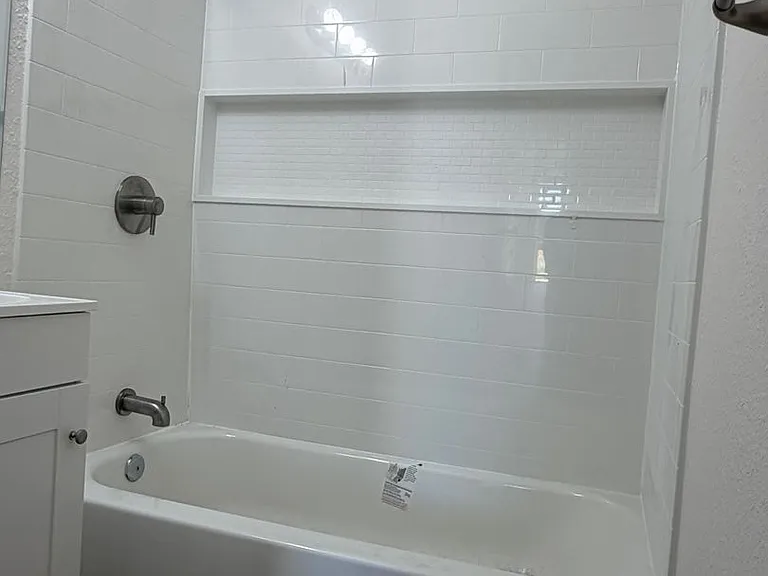 719 E Roosevelt Ave — Photo 7
