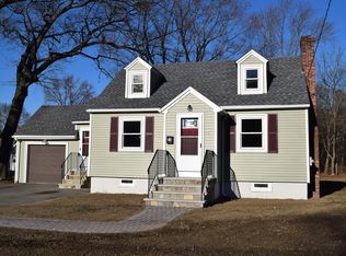 66 Elm St, Wakefield, MA 01880