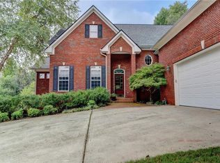 41 Glen Vw, Hoschton, GA 30548