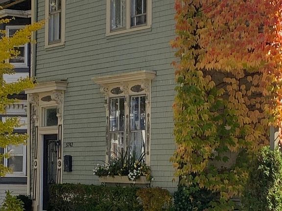 2nd image of 5742 Victoria Rd