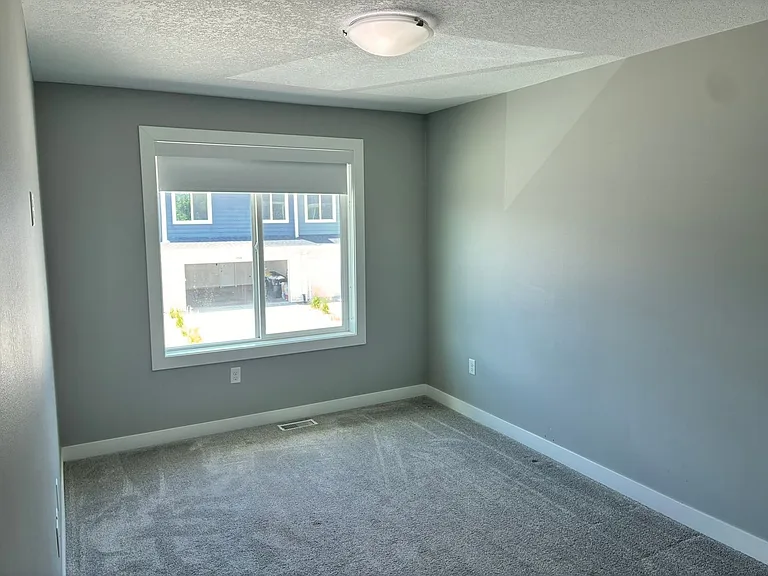 2324 SE Parkview Crossing Dr — Photo 32