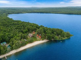 8 Sand Beach Lane, Burnham, ME 04922