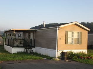 35 Salem Manor Ct, Selinsgrove, PA 17870