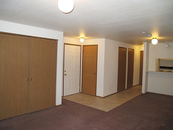 4th image of 750 SE 8th Ave APT 202