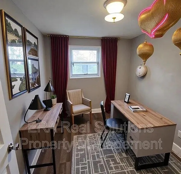 2999 E 11th Ave — Photo 2