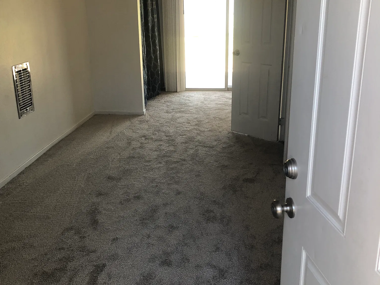 Studio, 310 sqft, $1,600 — Photo 2