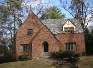 40 Bay State Rd, Wellesley, MA 02481
