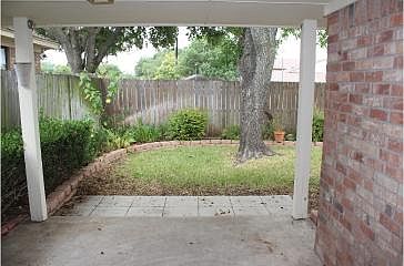 4th image of 4848 Courtside Dr