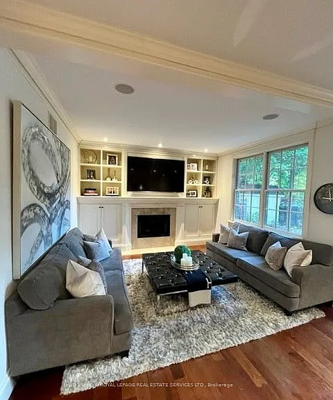 33 Howard Ave — Photo 14