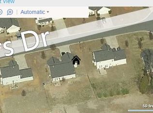 1041 Counselors Dr, Monroe, NC 28110