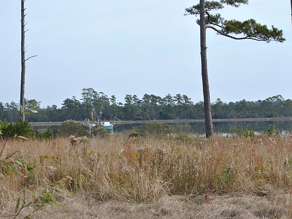 3rd image of Mill Landing Point