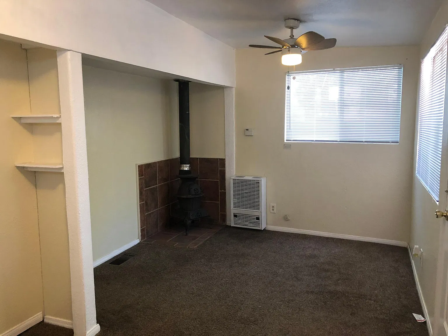 1 bed, 500 sqft, $1,100 — Photo 3