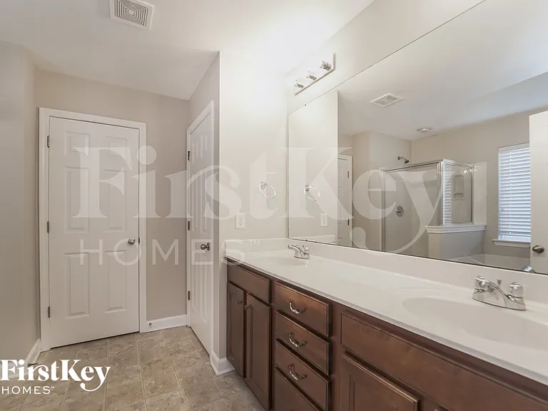 4019 Linville Falls Ln — Photo 11
