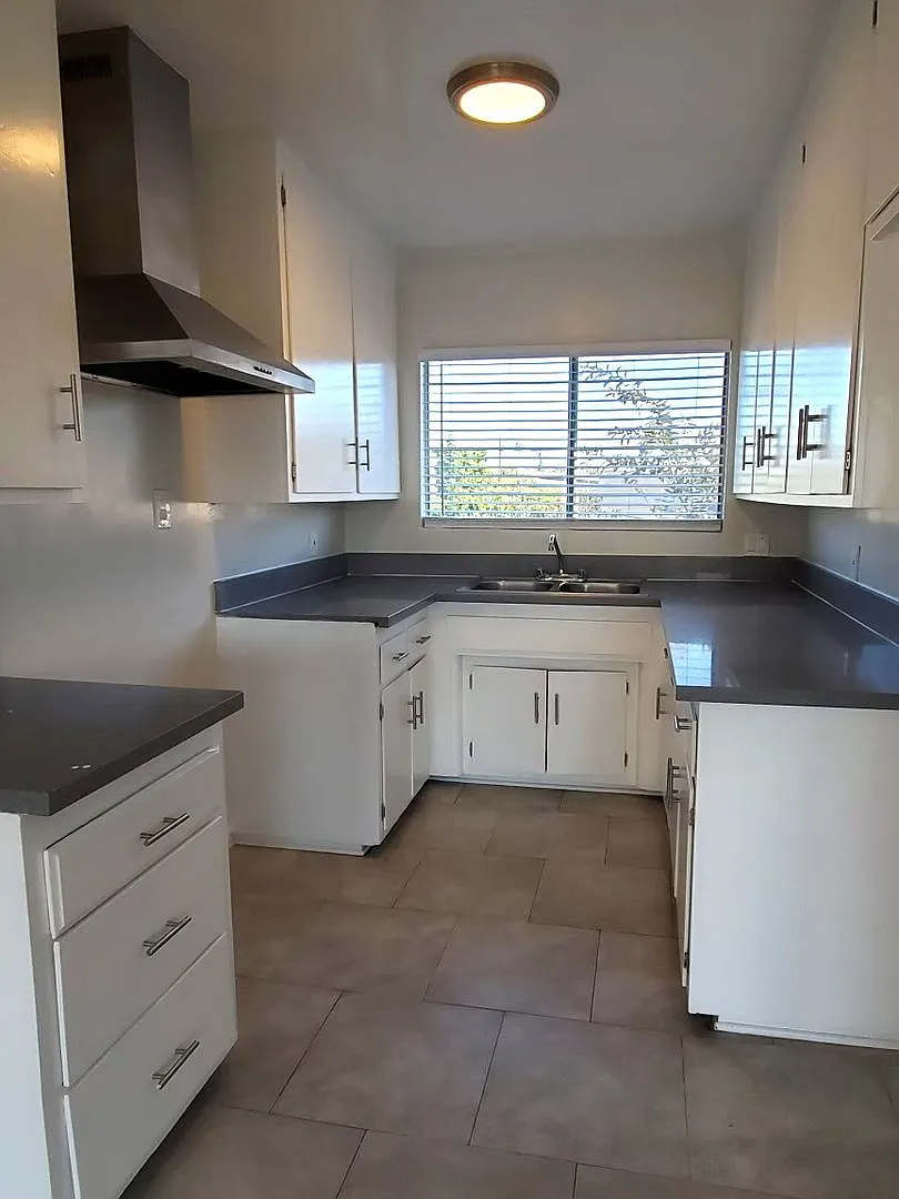 5475 Homeside Ave. — Photo 2