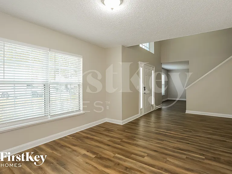 3500 Hickory Landing Ct — Photo 3