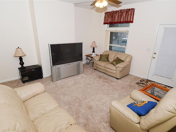 5th image of 504 Dayton Ave