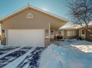 2211 Fisher Ct NW, Rochester, MN 55901