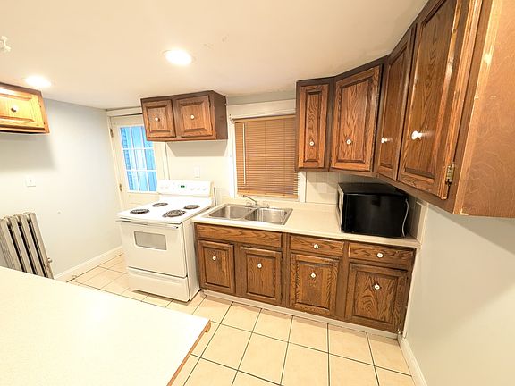 3rd image of 359 S River St #2