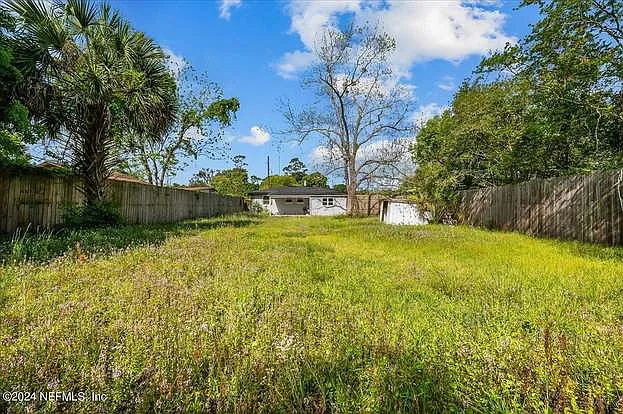 3919 Skycrest Dr — Photo 53