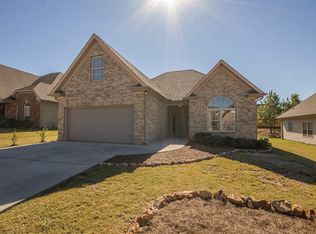 2053 Highview Way, Calera, AL 35040