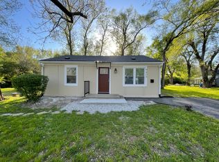 9426 Walnut St, Kansas City, MO 64114