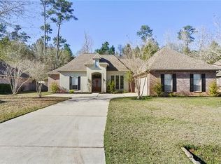 1049 Tallowtree Dr, Mandeville, LA 70448
