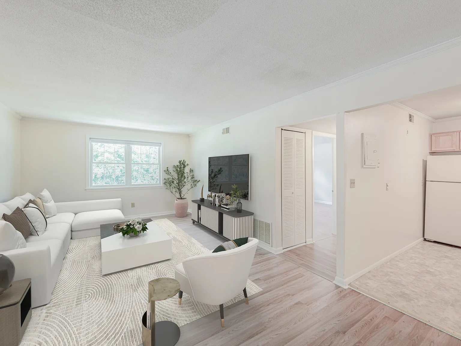 Sherwood Park — Photo 1