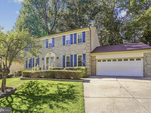 15304 Holly Hill Dr, Dumfries, VA 22025