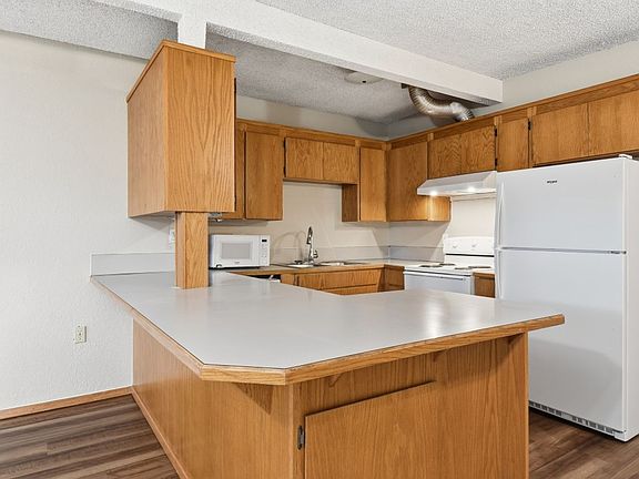 5th image of 613 155th Ave SE