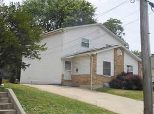 512 E Schwarz St, Edwardsville, IL 62025